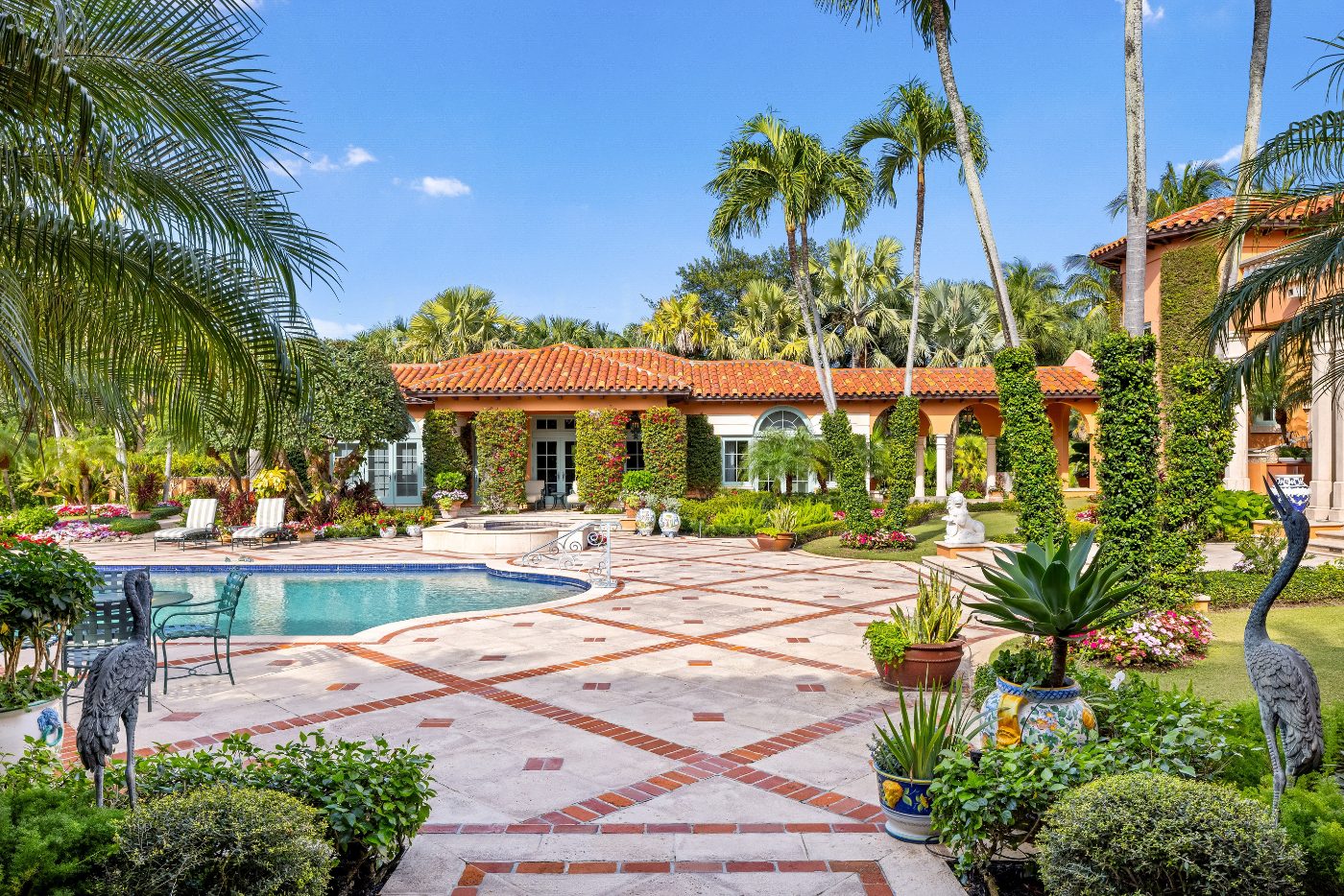 Palm Beach estate pool and garden