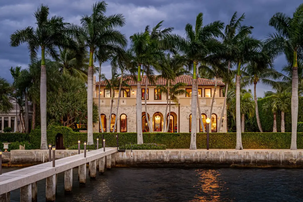 Luxury Home in Adams Circle Rep