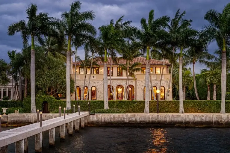 Luxury Home in Adams Circle Rep